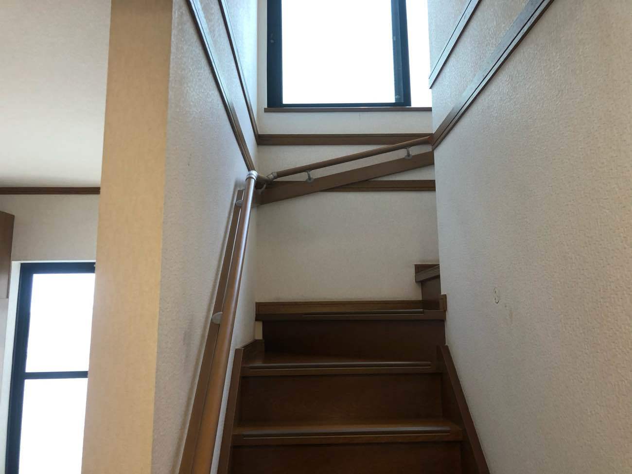 手すり新設工事①