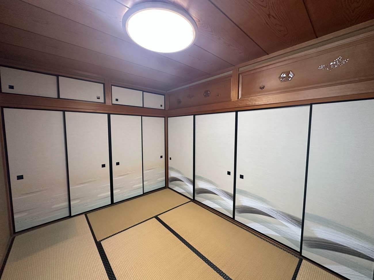 戸建襖貼替 ～ 1枚で2つの表情？間仕切り襖のこだわり仕上げ～